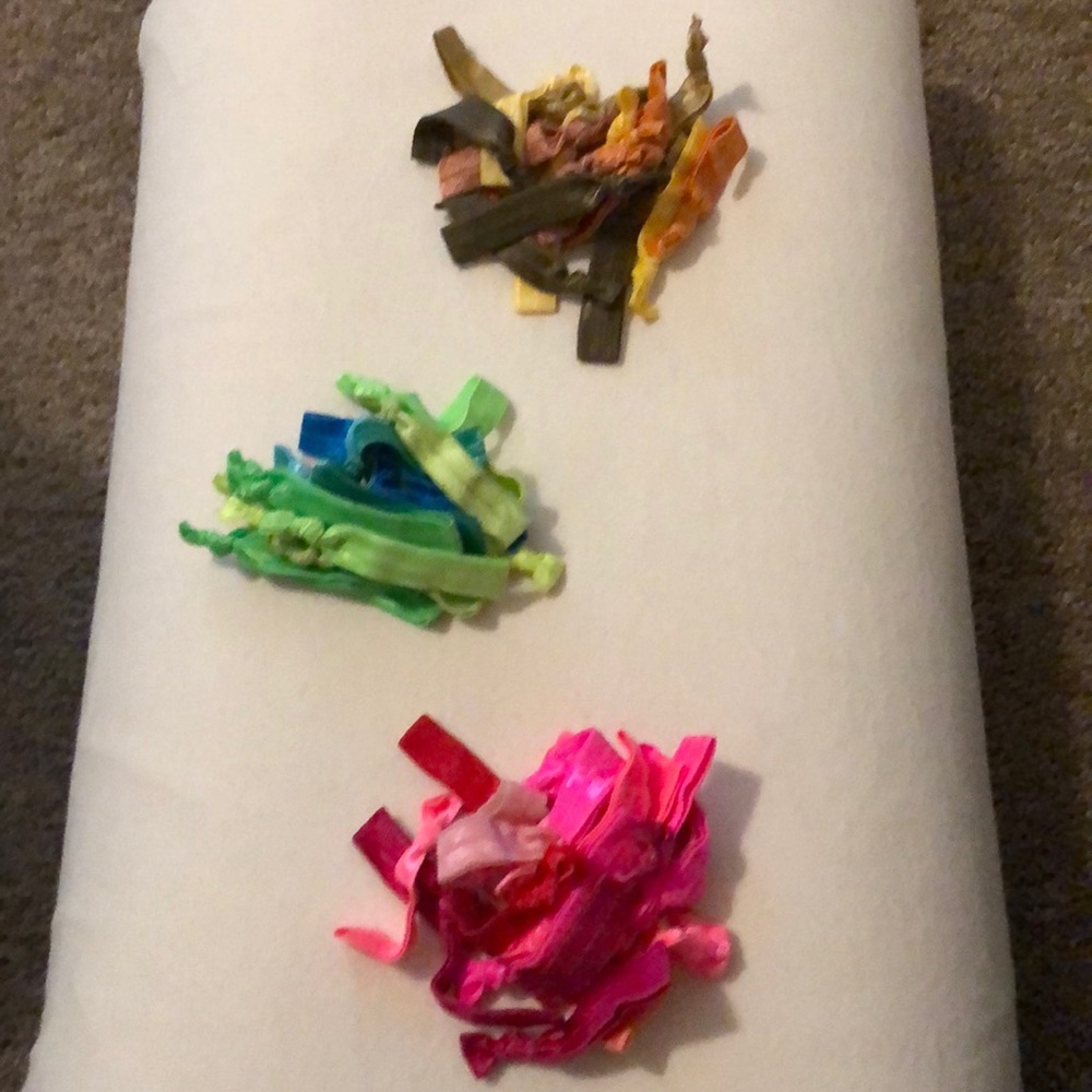 Set of 60 ribbon hair ties- multiple colors. - Picture 2 of 5